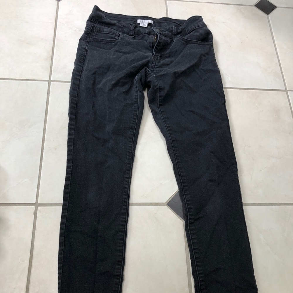 black jeggings